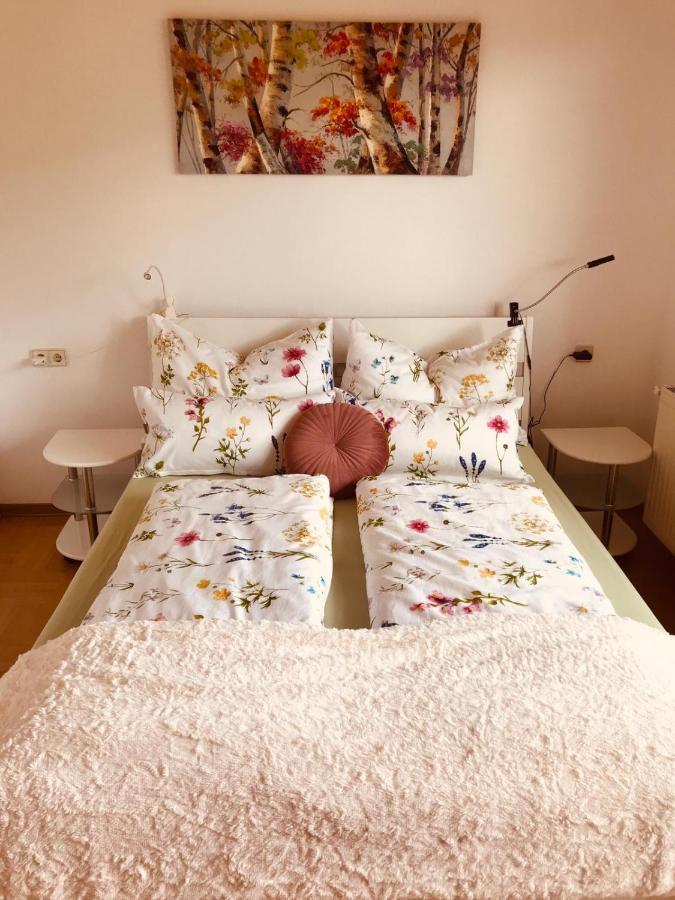 Ferienwohnung Resi Mit Traumhaftem Seepanorama Steindorf am Ossiacher See Exteriér fotografie