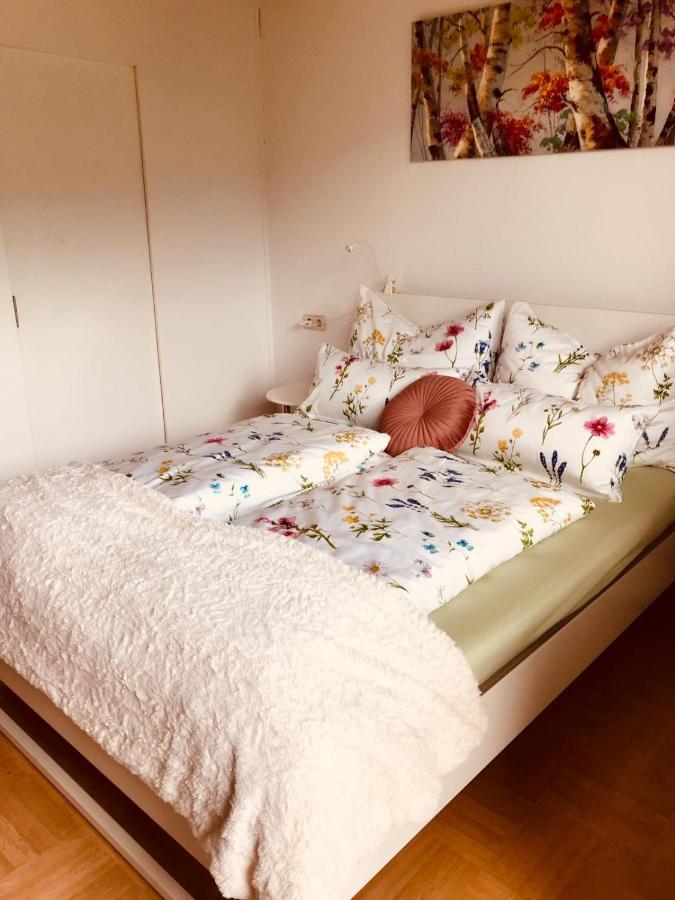 Ferienwohnung Resi Mit Traumhaftem Seepanorama Steindorf am Ossiacher See Exteriér fotografie